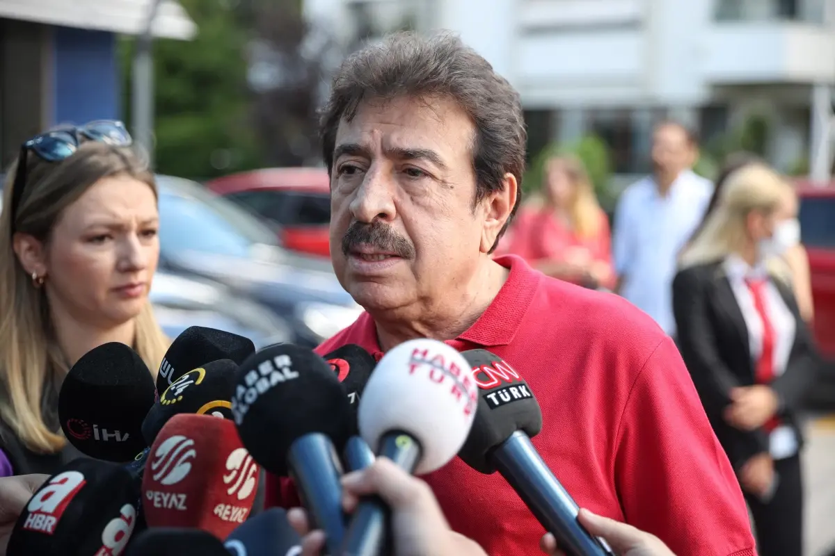 Cüneyt Arkın için taziye ziyaretleri