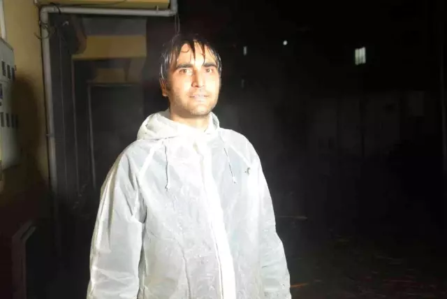 Karabük Yenice'yi su bastı: Ekmek teknesini kurtarmak isteyen esnaf seferber oldu