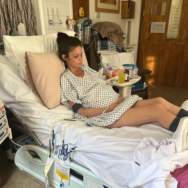 8 yıldır kanserle savaşan ünlü sunucu Deborah James hayatını kaybetti