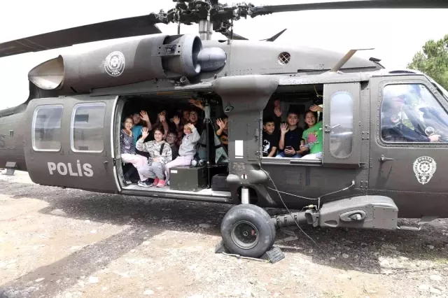 Bakan Soylu sel mağduru çocukların isteğini kırmadı