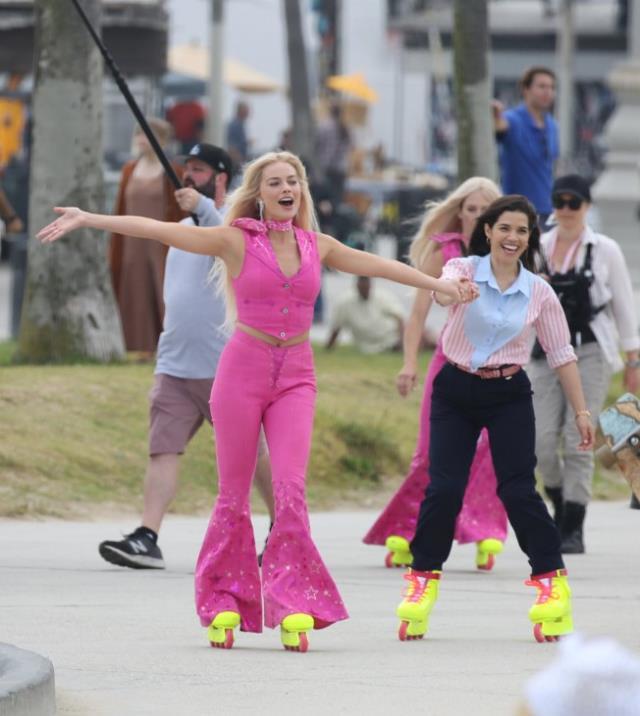 Barbie filmi oyuncuları! Barbie filmi konusu nedir? Barbie filmi nerede çekiliyor?
