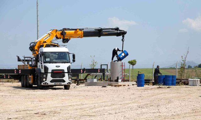 Tarlasından petrol bulan vatandaşla 'deli' deyip dalga geçenler şimdilerde 'kral' diye hitap ediyor