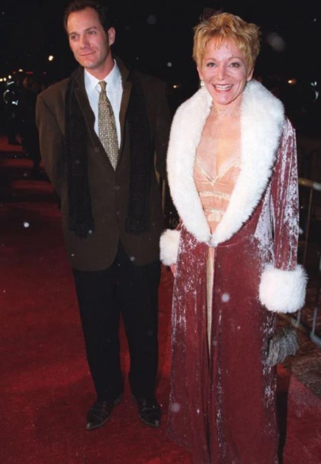 Ünlü oyuncu Mary Mara'nın cansız bedeni nehirde bulundu Ünlü oyuncu Mary Mara'nın cansız bedeni nehirde bulundu