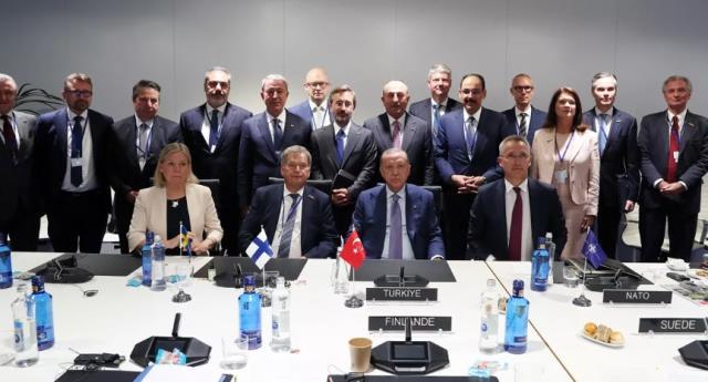 Cumhurbaşkanı Erdoğan'dan İsveç ve Finlandiya ile imzalanan mutabakat yorumu: Telaşa gerek yok, kapı gibi belgeler elimizde