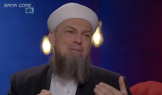 Ahu Tuğba, 'Onunla olan her şey kurguydu' diyen Meriç Erkan'a öfke kustu: Hakkımı helal etmiyorum