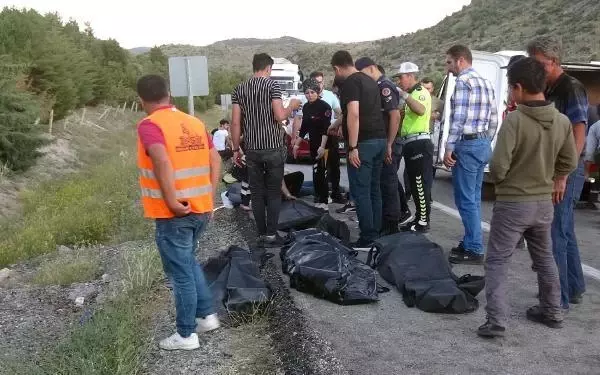 Konya'da 5 gencin öldüğü kazada sürücü ehliyetsiz çıktı; hayati tehlikesi sürüyor