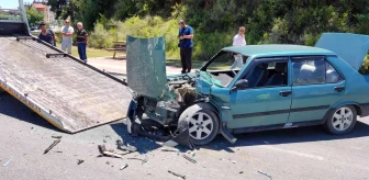 Manavgat'ta alkollü sürücünün trafik kazası: 2 yaralı
