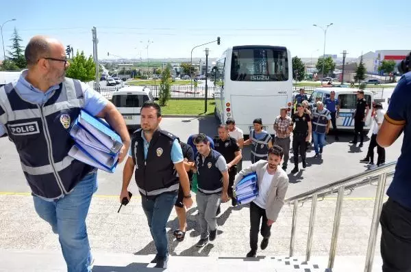 5 yıldızlı otelin havuzuna eskort operasyonu! Cinsel ilişkiye vaadiyle 3 milyon liralık vurgun yapmışlar