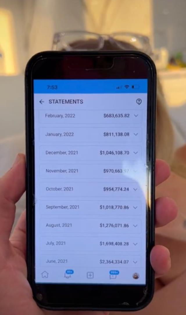 9 ayda kazandığı para ABD'de gündem oldu! Fenomen isim, hesap hareketlerini ay ay paylaştı