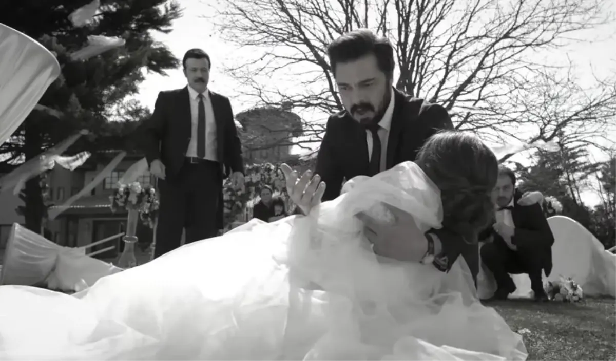 Emanet Seher öldü mü, diziden mi çıkacak? Emanet Seher 'Sıla Türkoğlu' diziden mi ayrılacak, dizide ölecek mi?