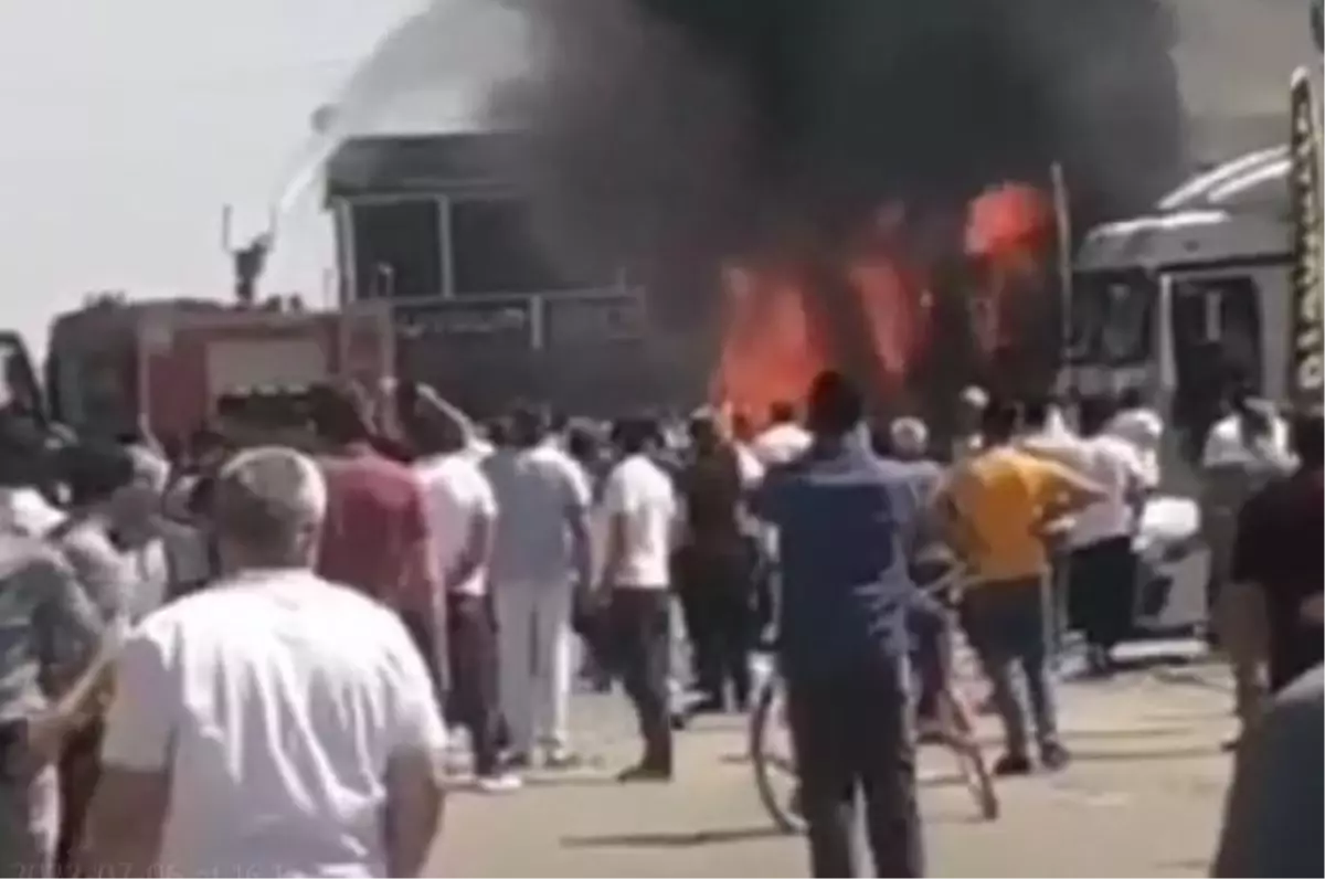 Kızıltepe'de patlayan aküyle 1 kişi yaralandı, 2 TIR ve 1 kamyon yandı