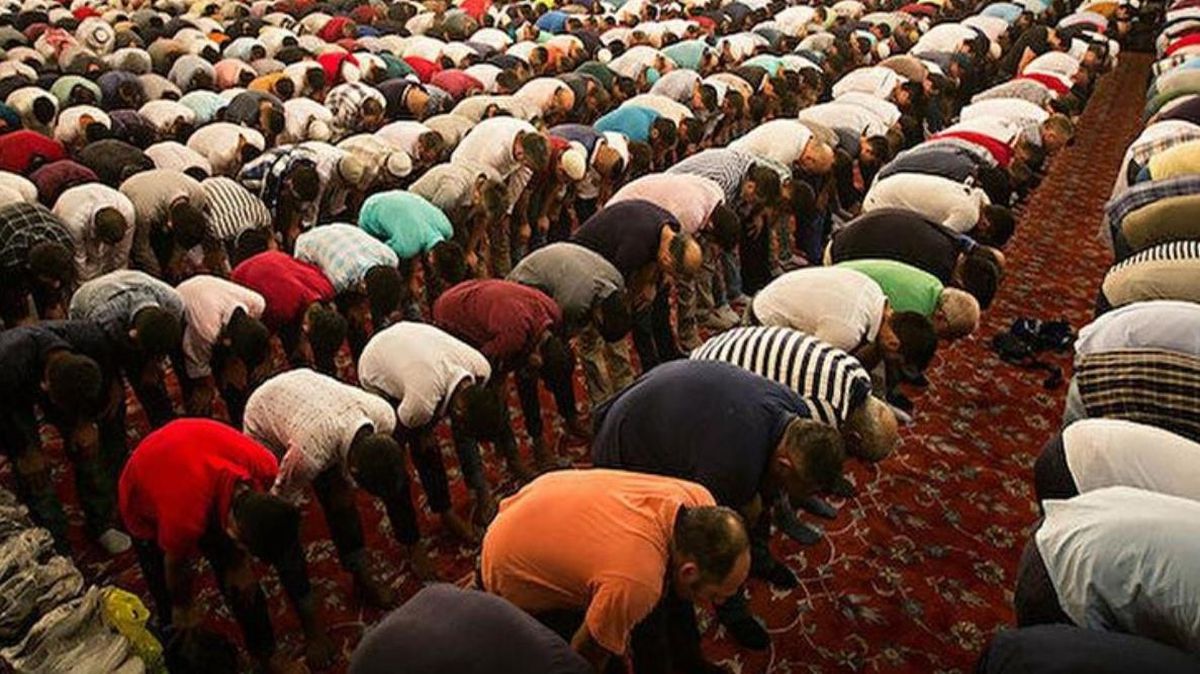 Siirt ve ilçelerinde Kurban Bayramı namazı saat kaçta kılınacak 2022? Siirt Merkez ve ilçelerinde bayram namazı saat kaçta?