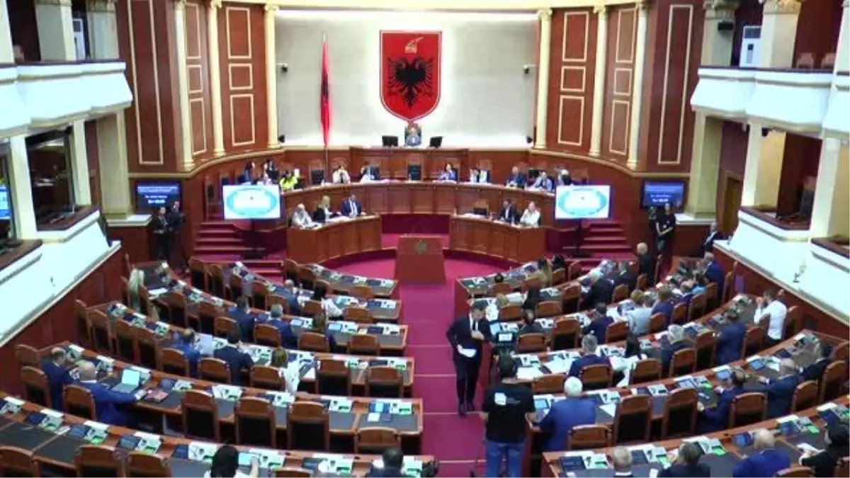 Son Dakika | Arnavutluk'ta Srebrenitsa soykırım kurbanlarının 'anılması ve onurlandırılması' kararı