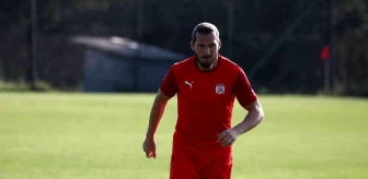 Sivasspor, Çaykur Rizespor ile anlaşan Koray Altınay'a teşekkür etti