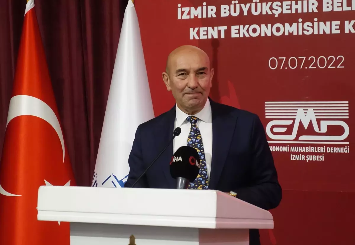 Tunç Soyer'den İzmir Körfezi'ndeki kokuya yönelik açıklama Açıklaması