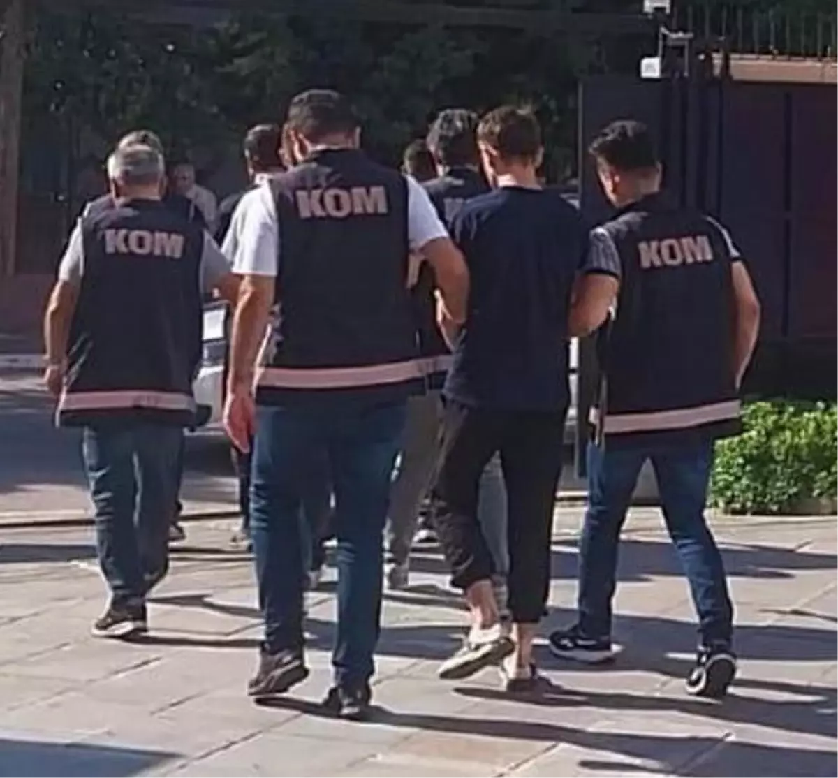 Son dakika haber | Balıkesir'de suç örgütü üyesi 3 kişiye tutuklama