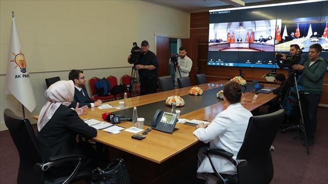 Bayramlaşma programında dikkat çeken detay! 4'ünün de listesinde bir partiye yer verilmedi Bayramlaşma programında dikkat çeken detay! 4'ünün de listesinde bir partiye yer verilmedi