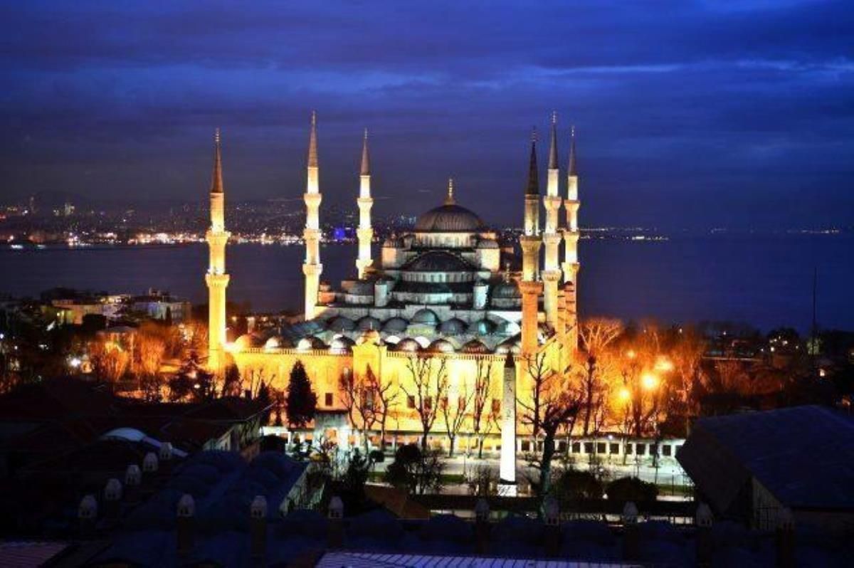 İstanbul, Ankara, İzmir sela ne zaman okunur? 8 Temmuz Cuma selası ne zaman okunur? Cuma selası saat kaçta okunuyor?