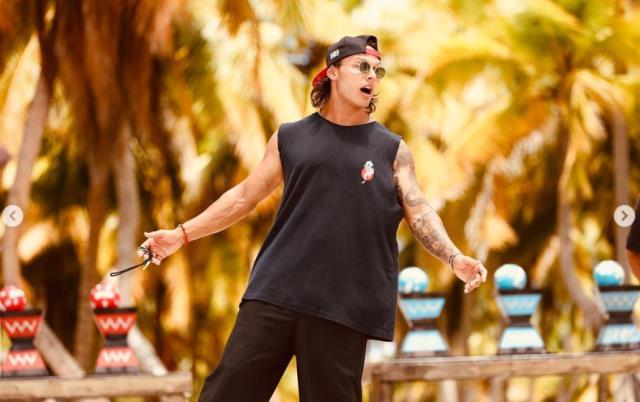 Survivor sunucu Murat Ceylan gizemli kız arkadaşıyla yakalandı