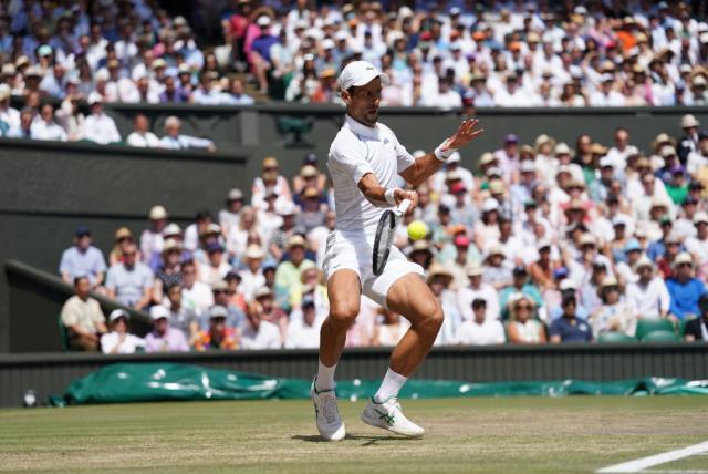 Son Dakika: Wimbledon'da şampiyon Novak Djokovic! Üst üste 4. kez mutlu sona ulaştı