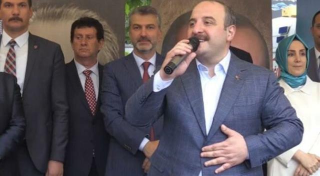 Bakan Varank'a memleketi Trabzon'da beklemediği tepki: Ekmek 8 lira, unun çuvalı 500 lira