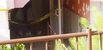 İki komşunun kavgası kanlı bitti! Tüfekle vurulan adam apartman girişinde yere yığıldı