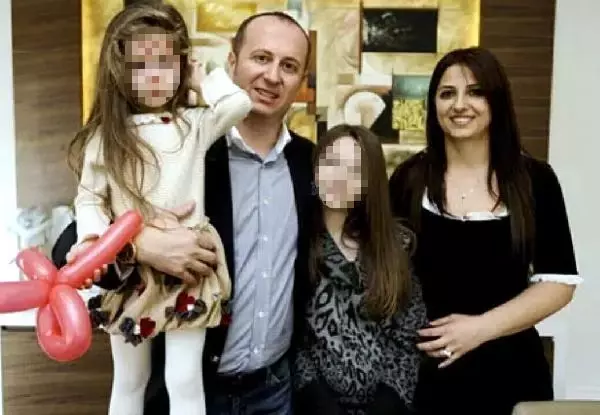 İş insanı babası ve annesinin öldüğü tekne kazasından 150 metre yüzerek kurtulmuş