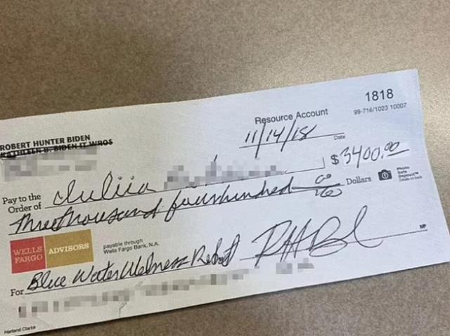 Joe Biden'ın oğlunun telefon verileri internete sızdırıldı, ortaya çıkan fotoğraflar ABD'yi karıştırdı