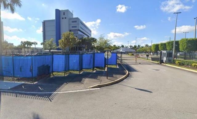 38 derecenin üzerindeki sıcaklıktaki arabada unutulan 3 yaşındaki çocuk, boğularak öldü