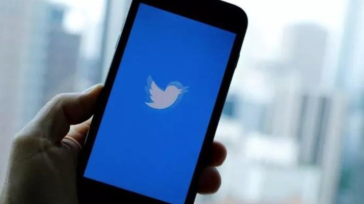 Twitter neden çöktü? Twitter 'Bir sorun oluştu. Yeniden yüklemeyi dene.' hatası nedir?