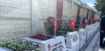 Edirnekapı Şehitliği'nde 15 Temmuz şehitleri için tören düzenlendi