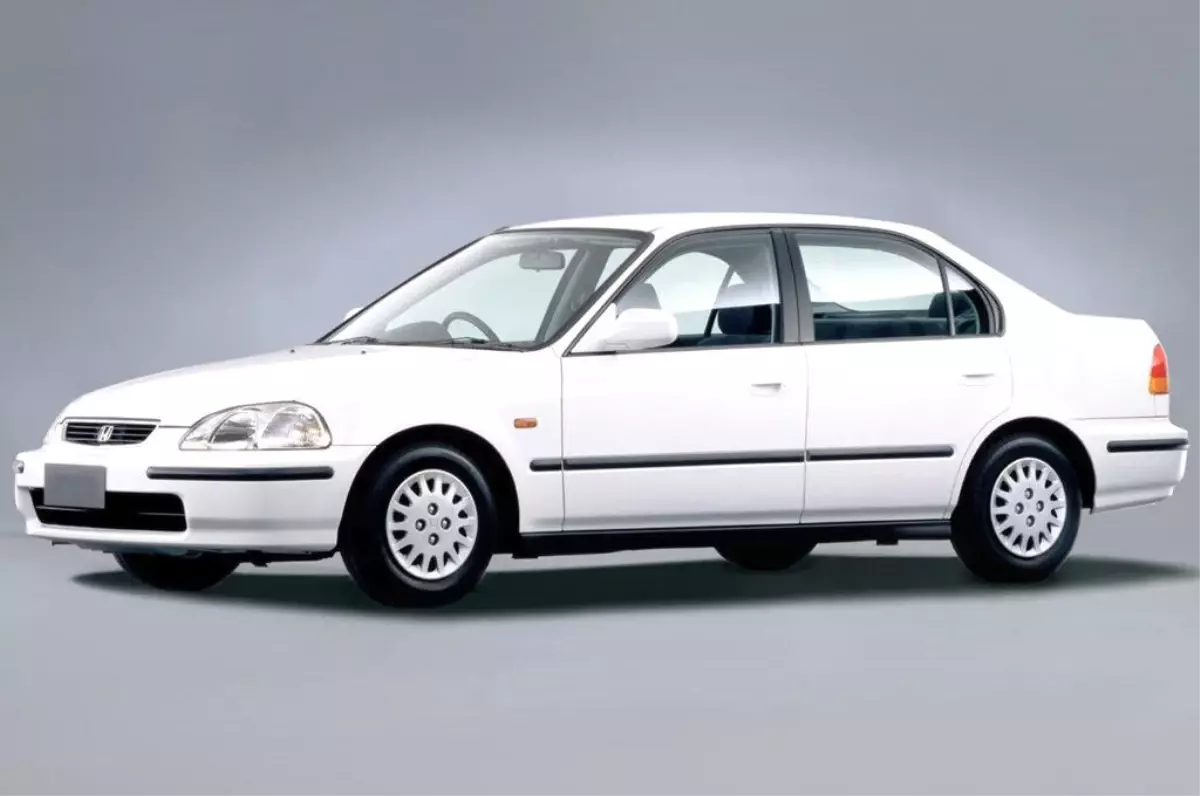 Honda Civic 50 yaşında