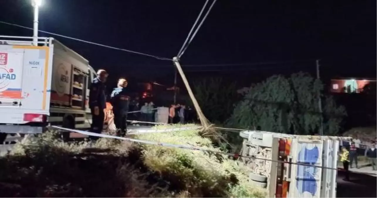 Son dakika haberleri: Şarampole devrilen kamyondaki anne ve oğlu hayatını kaybetti