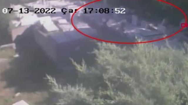 Yahudi mezarlığına saldırı düzenleyen 5 çocuk, mermerleri oyun amaçlı kırdıklarını anlattı