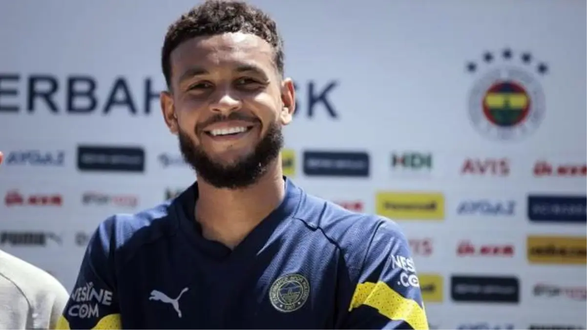 'Kariyerimde oynadığım en büyük camia Fenerbahçe' diyen Joshua King'den iddialı sözler