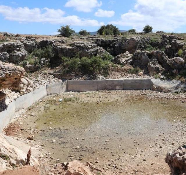 Şifa dağıtan göl kurudu, yüzlerce kilometre uzaktan gelen vatandaşlar gözlerine inanamadı