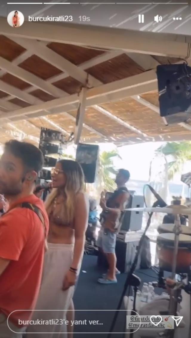 Sinan Akçıl'la boşanan Burcu Kıratlı yeni bir aşka yelken açtı