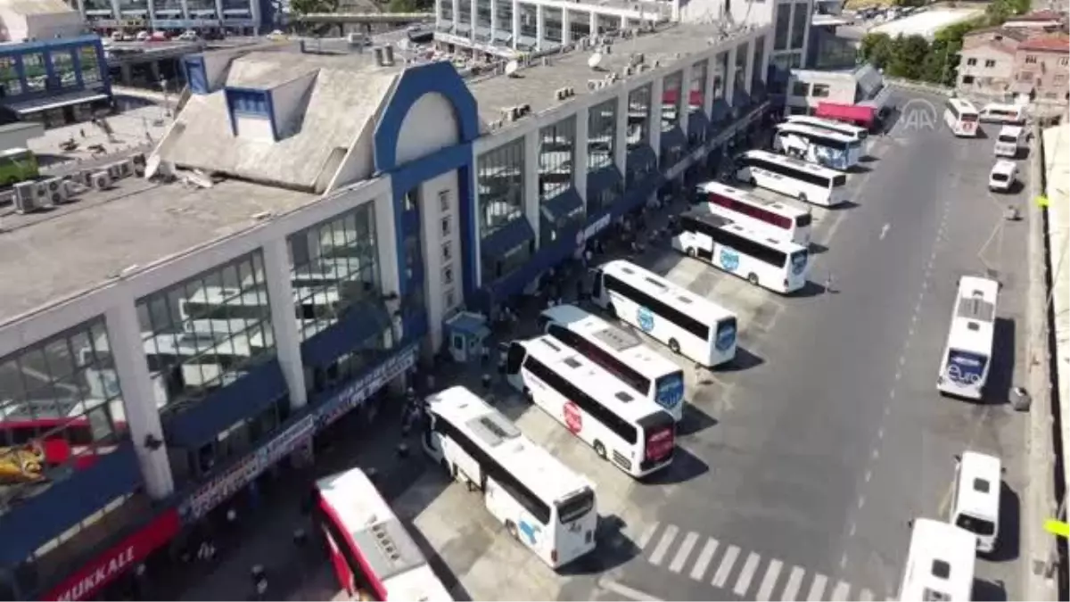 AŞTİ'de bayram tatili dönüşünde yolcu hareketliliği