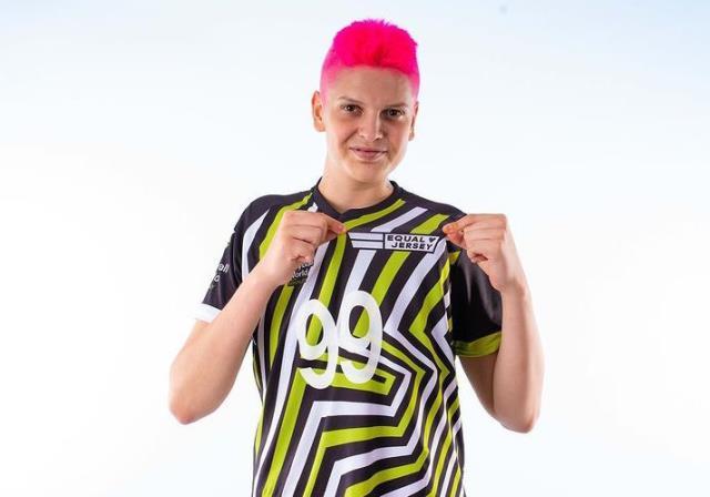 Ebrar Karakurt'un milli maça ay-yıldızlı formayla çıkmaması gündem oldu! İşte giydiği tişörtün verdiği mesaj