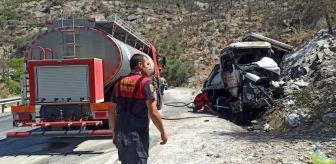 Son dakika haber! Muğla'da kaza sonrası yanan tırın sürücüsü öldü