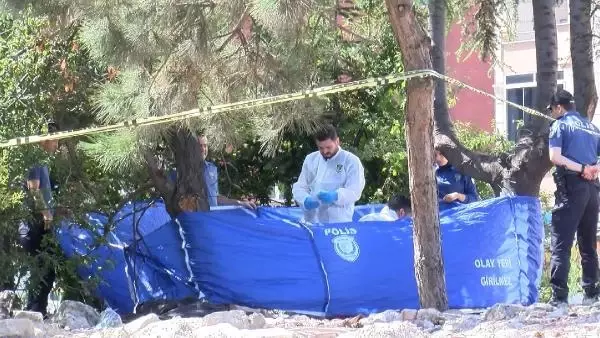 İstanbul'da esrarengiz olay! Yol kenarında kafasına ip geçirilmiş erkek cesedi bulundu