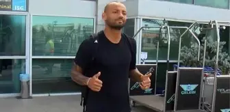 Fenerbahçe'nin yeni golcüsü Joao Pedro imza için İstanbul'a geldi