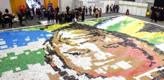 Uluslararası Nelson Mandela Günü'nde Konserve Kutularından Mandela Portresi Yapıldı