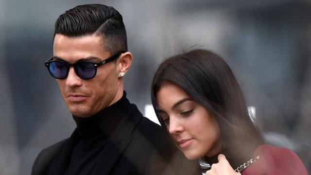 Yok artık Ronaldo! Süper yıldızın cinsel organını büyüttürmesi hayranlarında deprem etkisi yarattı