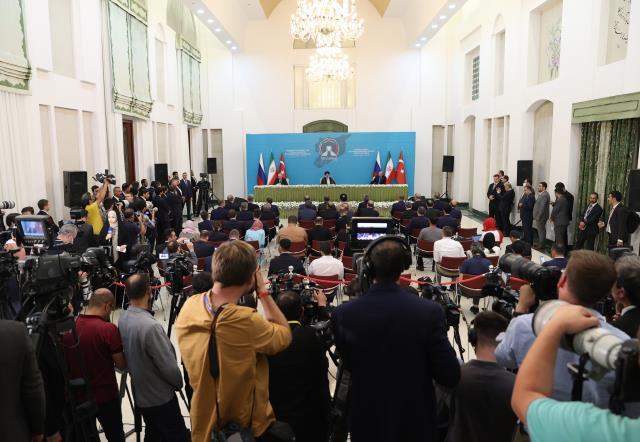 Erdoğan, Reisi ve Putin zirvesinden sonra 16 maddelik bildiri yayınlandı