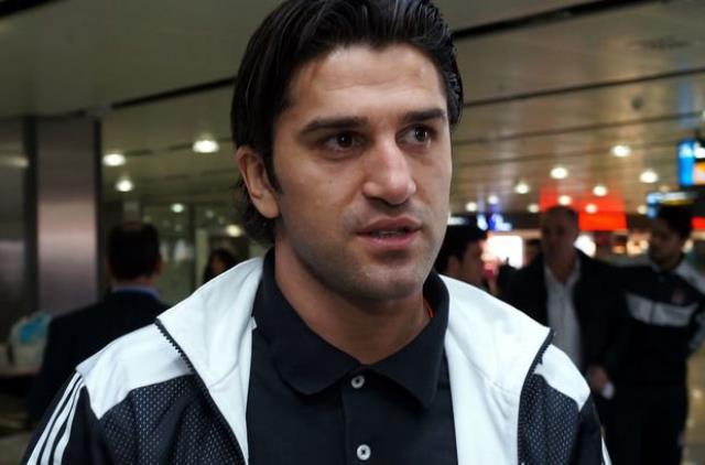 FETÖ davasında eski Milli futbolcu ve Süper Lig gol kralı Zafer Biryol'a hapis cezası FETÖ davasında eski Milli futbolcu ve Süper Lig gol kralı Zafer Biryol'a hapis cezası