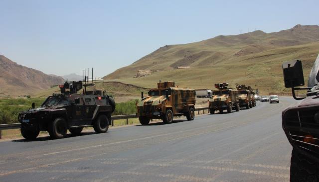 İki aile arasında çıkan arazi kavgasında ortalık kan gölüne döndü: 4 ölü