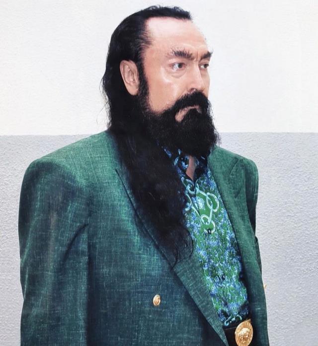 Adnan Oktar son hali nasıl? Adnan Oktar güncel fotoğrafı!