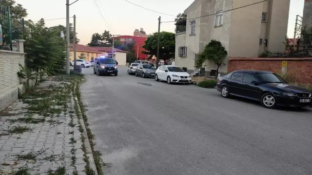 Karısını taciz eden adamı sopayla döverek öldürdü, cansız bedenini de köyün girişine attı