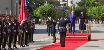Arnavutluk Cumhurbaşkanı Meta, Kosova'da